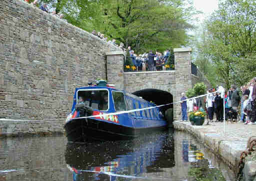 Pennine Moonraker cuts through the ribbon