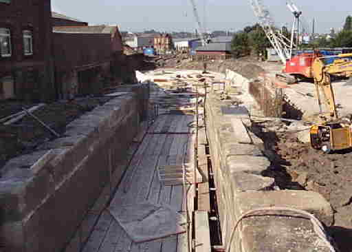 Lock 5W, Stalybridge