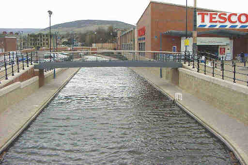 Tesco, Stalybridge