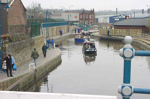 Leaving Lock 4W