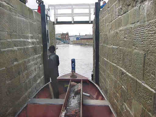 Lock 5W, Stalybridge