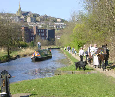 Maria approaches Lock 13W