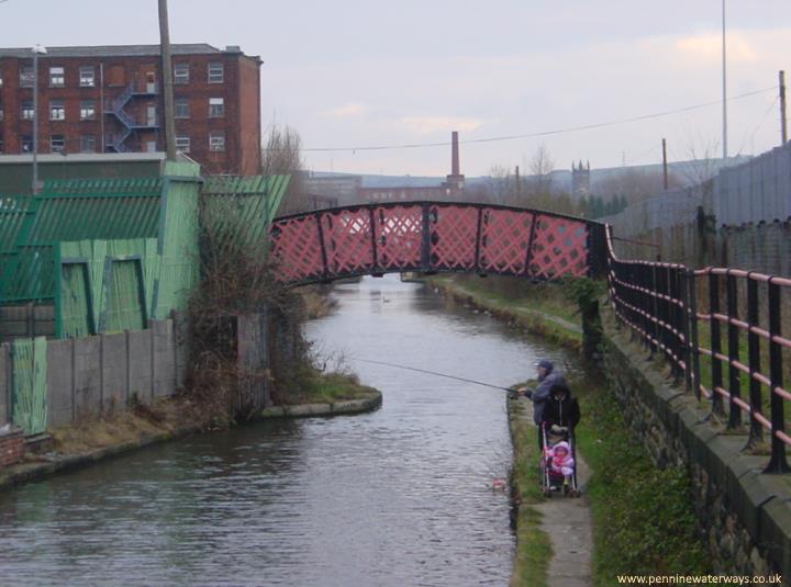 Jeremy Brook bridge, Pottinger Street