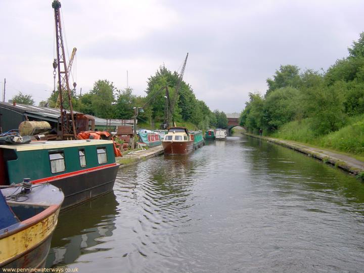 Guide Bridge boatyard