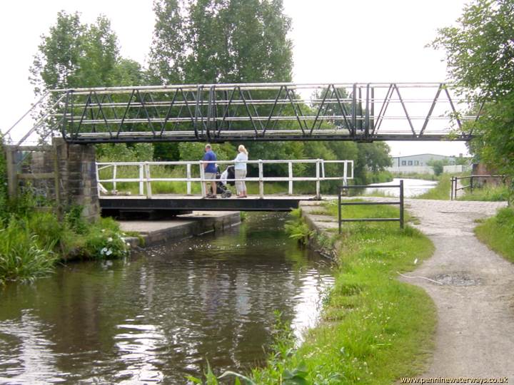 Yew Tree swing bridge, Buxton Lane