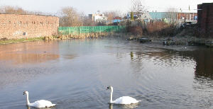 The entrance to the Hollinwood Branch Canal at Fairfield Junction. Photo: Bob Gough
