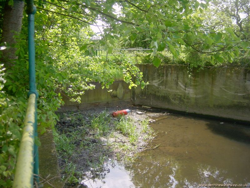 Barnsley Canal old lock entrance