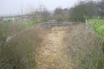 footbridge across Barnsley Canal
