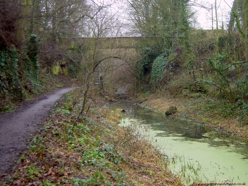 Haw Park Bridge, Barnsley Canal