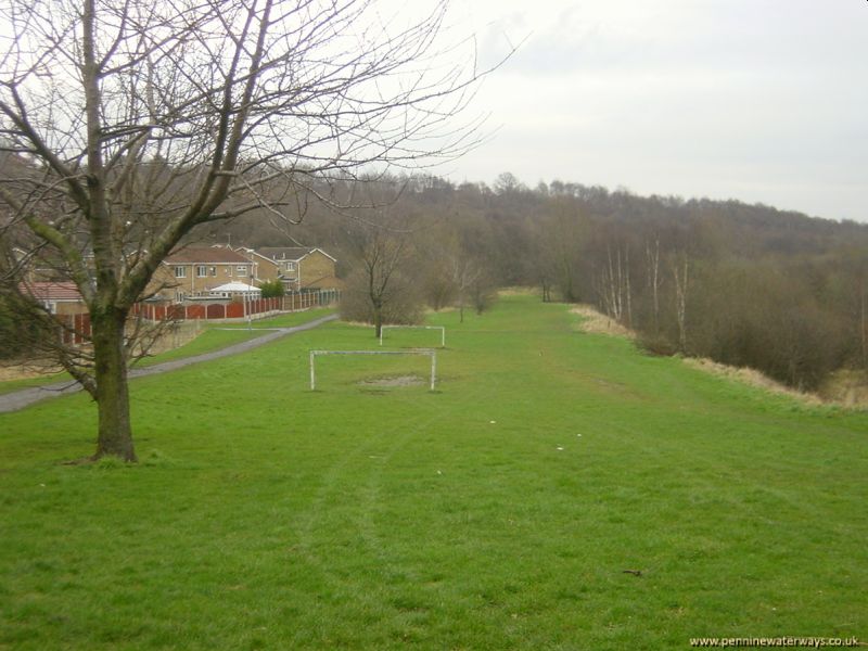 Barnsley Canal, Bayldon Bridge