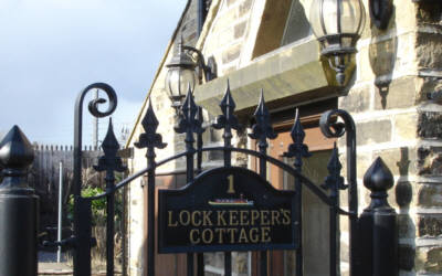 Windhill lock keeper's cottage Windhill lock keeper's cottage, Bradford Canal