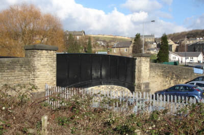 Gaisby Lane bridge, Bradford Canal