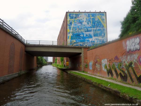 Victoria Warehouse, Bridgewater Canal