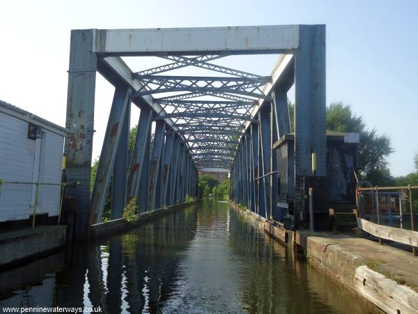 Barton Swing Aqueduct, Bridgewater Canal