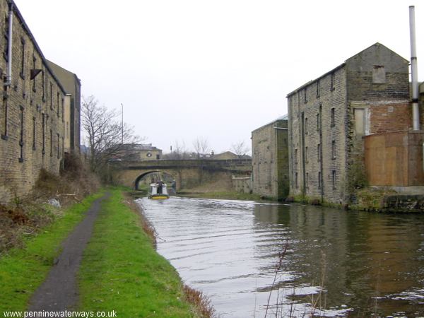 Elland Bridge, Calder and Hebble Navigation