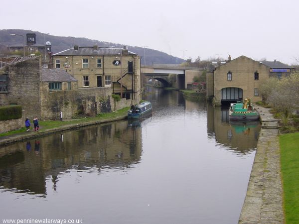 Elland Wharf, Calder and Hebble Navigation