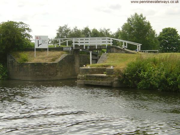 Greenwood Lock, Calder and Hebble Navigation Greenwood Lock, Dewsbury arm, Calder and Hebble Navigation