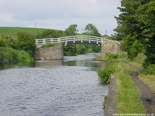 Lodge Farm Bridge, Calder and Hebble Navigation