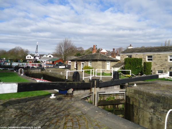 Shepley Bridge Lock, Calder and Hebble Navigation