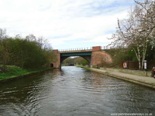 Broad Cut, Calder and Hebble Navigation