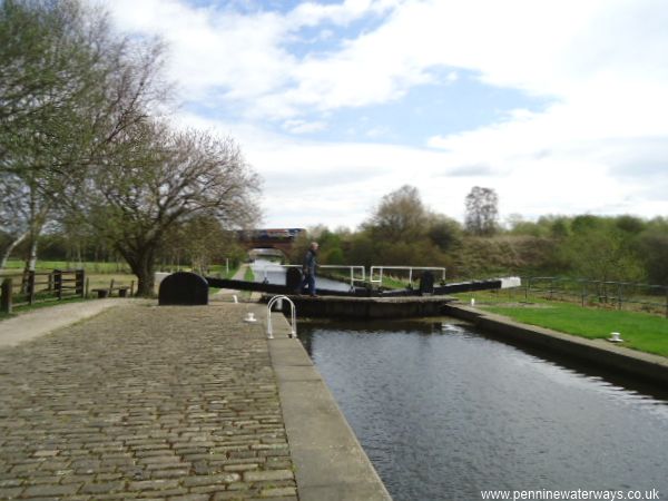 Broad Cut Top Lock, Calder and Hebble Navigation