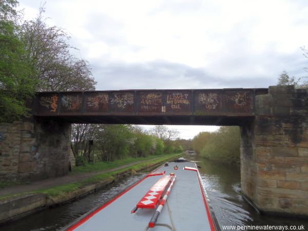 Disused railway bridge, Calder and Hebble Navigation