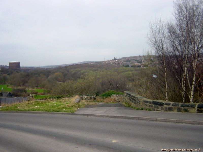 Oaks Lane, Dearne and Dove Canal