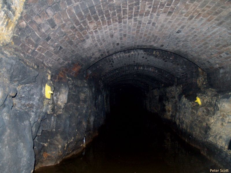  Standedge Tunnel - photo: Peter Scott
