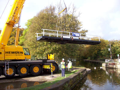 Hirst Swing Bridge, photo: BW