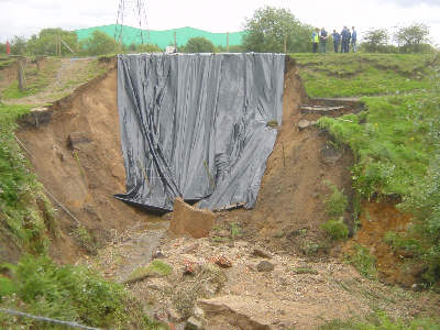 Boarshaw embankment slippage - Photo: Pennine Waterways