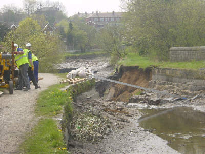 Rochdale Canal Breach, Irk Aqueduct - Photo: Pennine Waterways Rochdale Canal Breach, Irk Aqueduct - Photo: Pennine Waterways