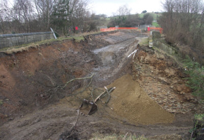 Rochdale Canal Breach, Irk Aqueduct - Photo: Pennine Waterways