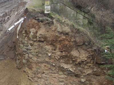 Rochdale Canal Breach, Irk Aqueduct - Photo: Pennine Waterways