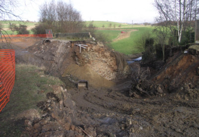 Rochdale Canal Breach, Irk Aqueduct - Photo: Pennine Waterways