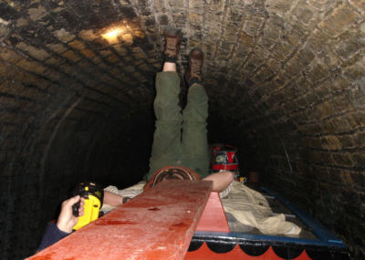 Solo legging of Standedge Tunnel