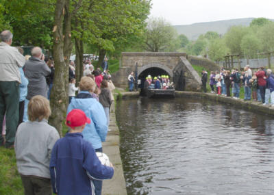 Kirkwood Hospice legging of Standedge Tunnel