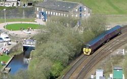 Train passing Tunnel End Marsden