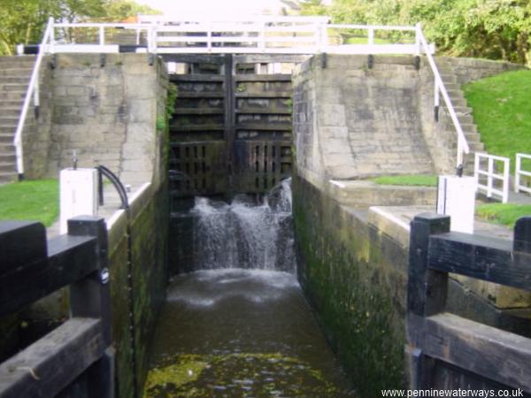 Bingley 5-rise staircase locks, lock chamber