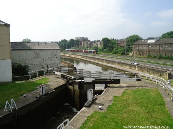 Bingley 3-rise staircase locks Bingley 3-rise staircase locks