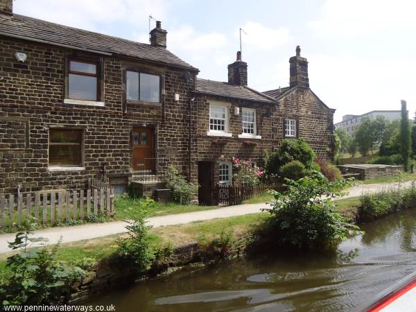 Jane Hill, Canalside cottages