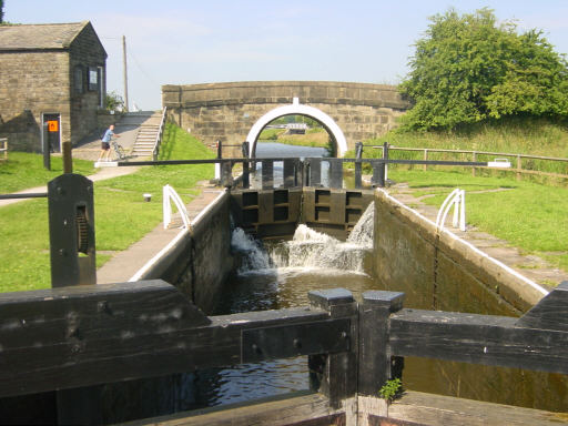 Lock 61, Johnsons Hillock