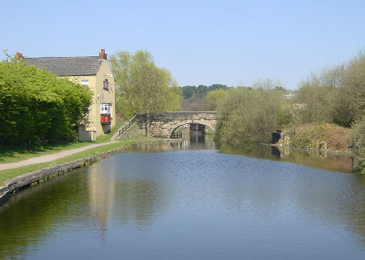 Commercial Inn, Cale Lane Bridge, Wigan