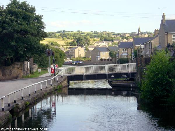 Millman Swing Bridge, Apperley Bridge