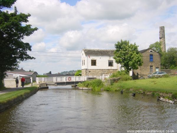 Micklethwaite Swing Bridge