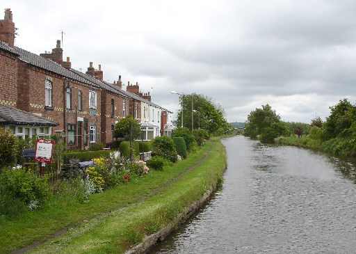 Canal Bank Cottages Canal Bank Cottages