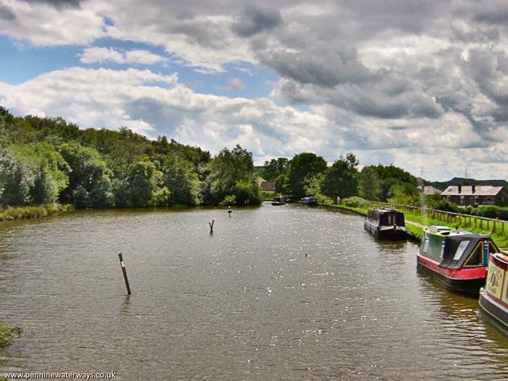 Higher Poynton, Macclesfield Canal