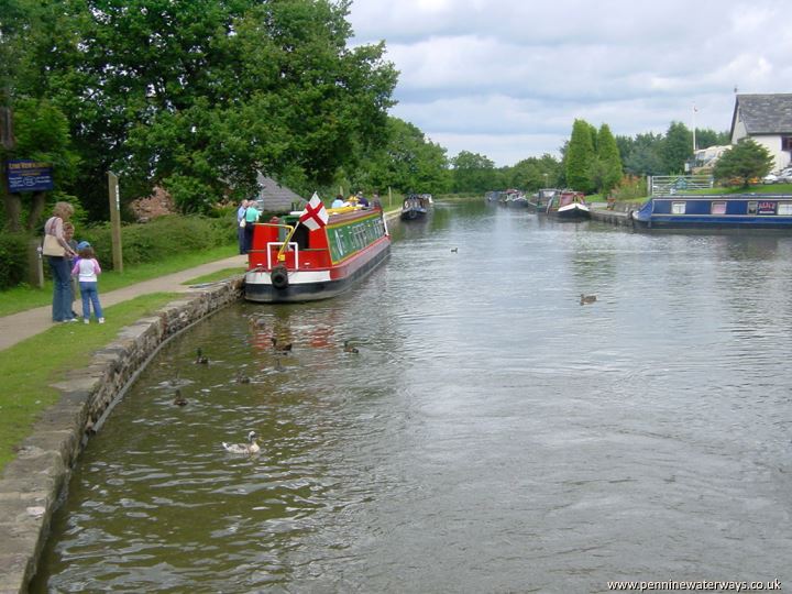 Fourlane Ends Fourlane Ends, Macclesfield Canal