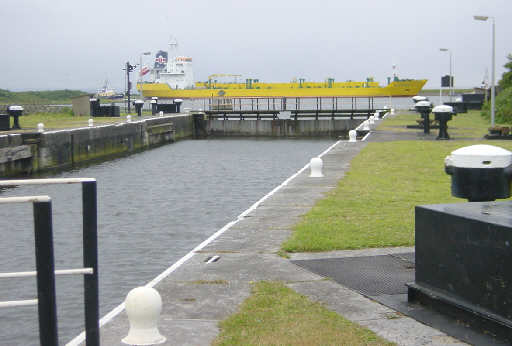 Weston Marsh Lock, the junction with the Weaver Navigation.