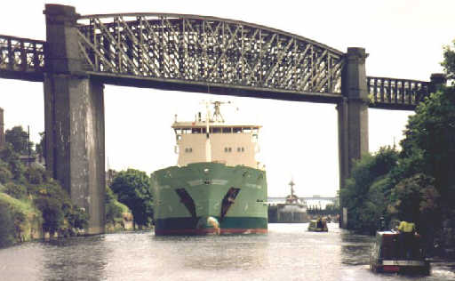 Manchester Ship Canal - Photo: David Long