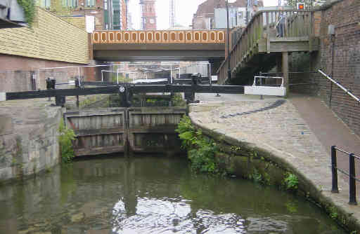 Lock 90